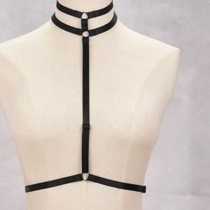 FREE BUY ONE GET A SECOND  AS A GIFT.